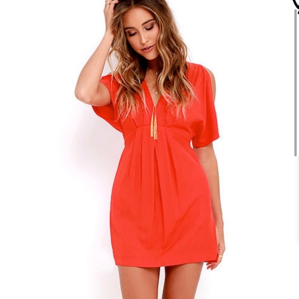 PRICE DROP!💛 Lulu's Coral Red "Game Changer" Dress | Medium